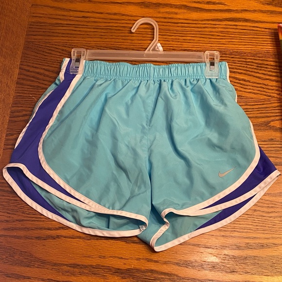 Nike Dri-Fit Blue shorts - Picture 2 of 4